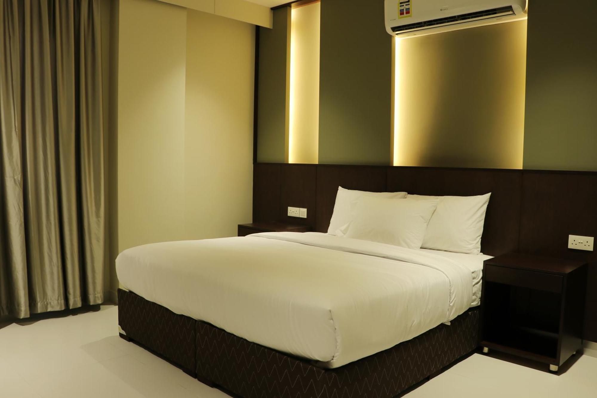 Jarzez Hotel Apartments Al Hail Seeb Ngoại thất bức ảnh