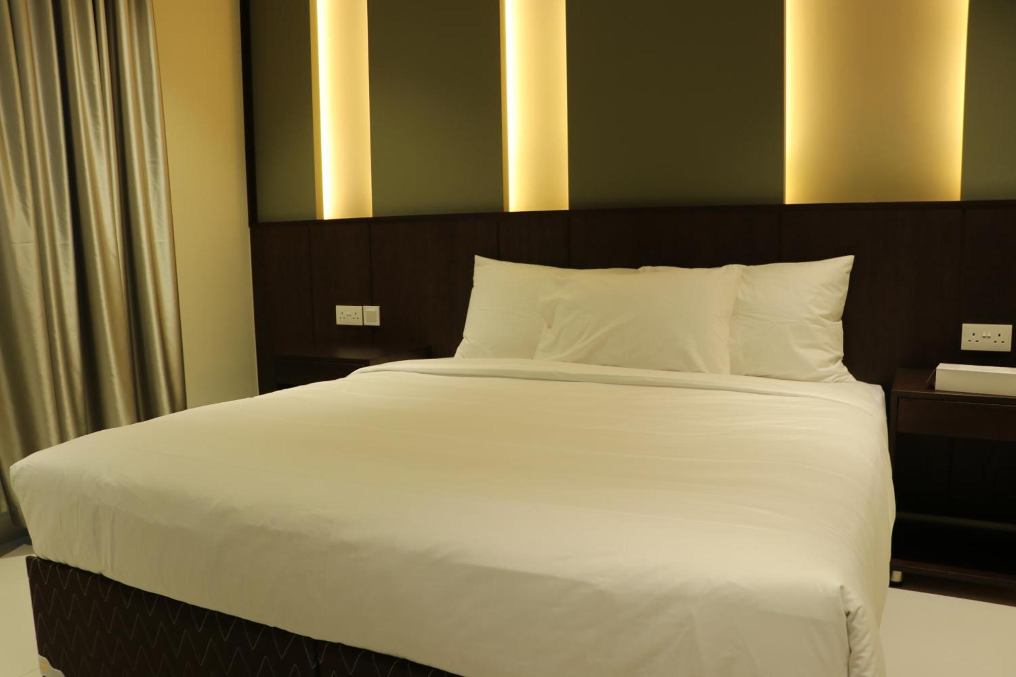 Jarzez Hotel Apartments Al Hail Seeb Ngoại thất bức ảnh